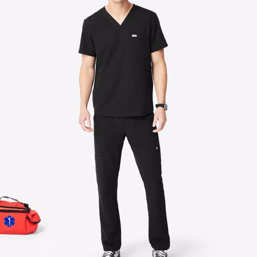 MENS Wear Figs Scrub Set in Black
